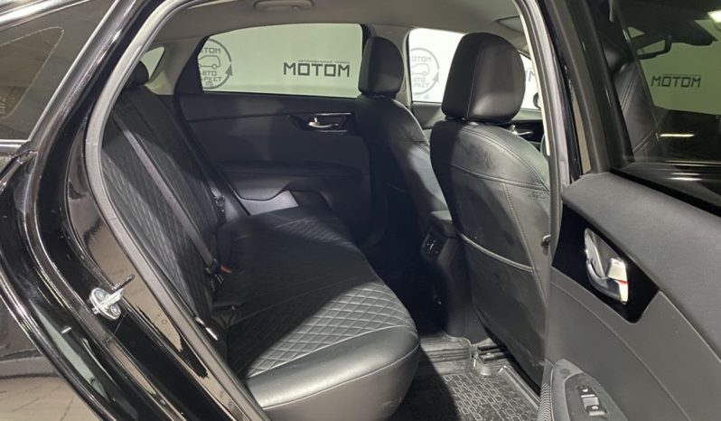 Kia Cerato, 2022 full