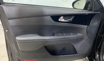 Kia Cerato, 2022 full