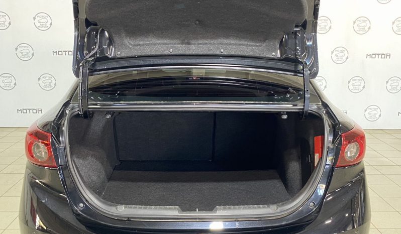 Mazda 3, 2013 full