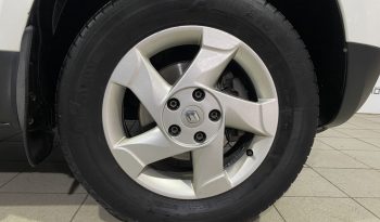 Renault Duster, 2012 full