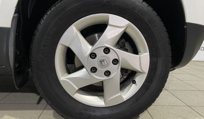 Renault Duster, 2012 full