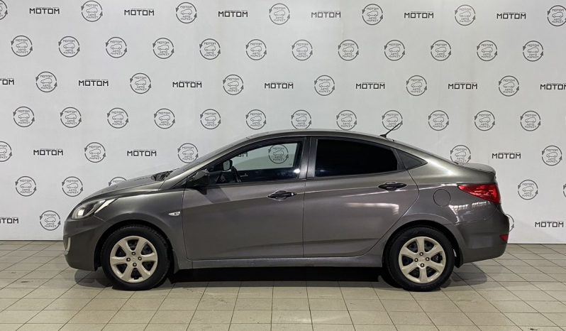 Hyundai Solaris, 2011 full