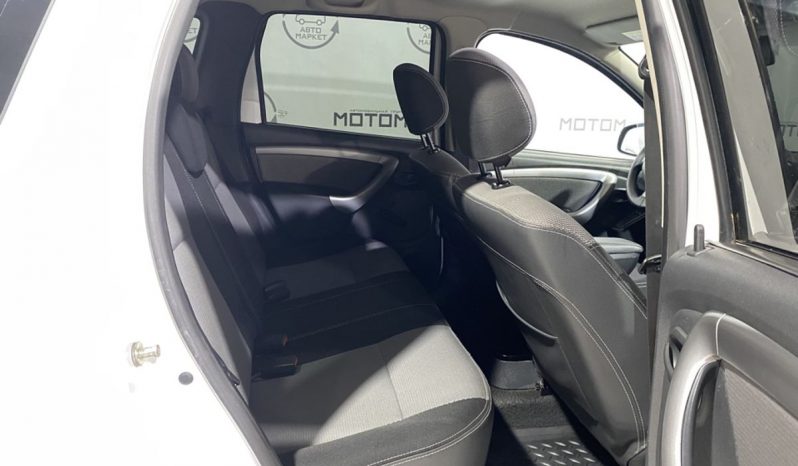 Renault Duster, 2012 full