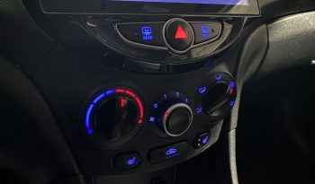Hyundai Solaris, 2011 full