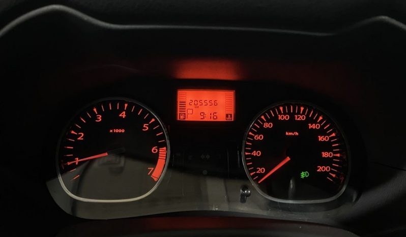 Renault Duster, 2012 full