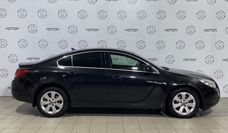 Opel Insignia, 2011 full