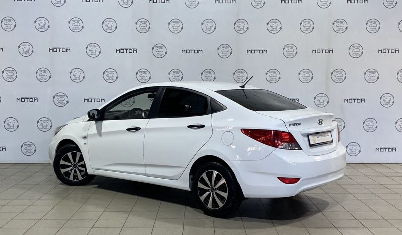 Hyundai Solaris, 2013 full