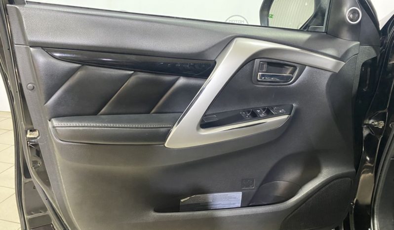 Mitsubishi Pajero Sport, 2017 full