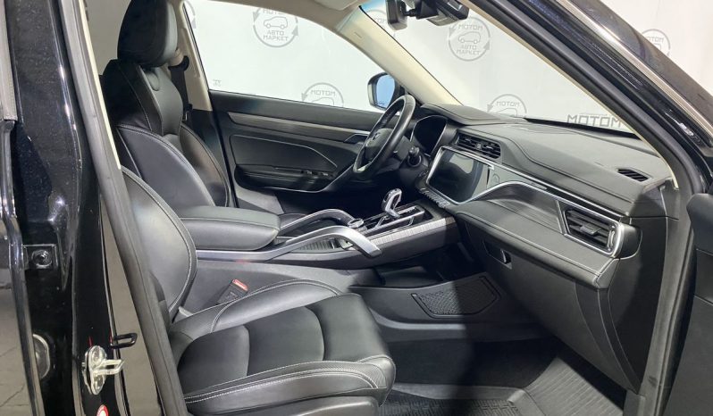 Geely Atlas Pro, 2022 full