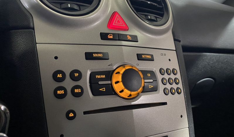 Opel Corsa, 2010 full