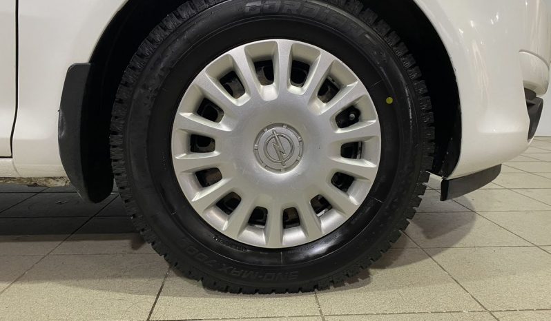 Opel Corsa, 2010 full