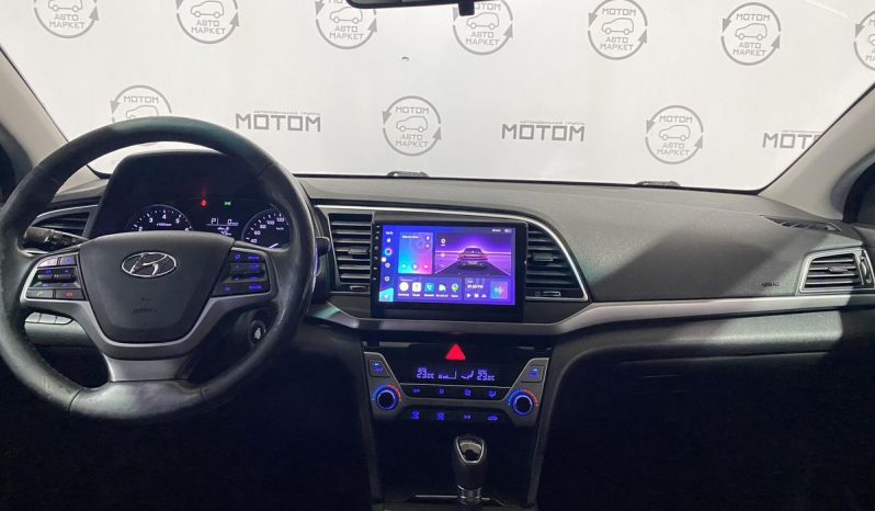 Hyundai Elantra, 2017 full