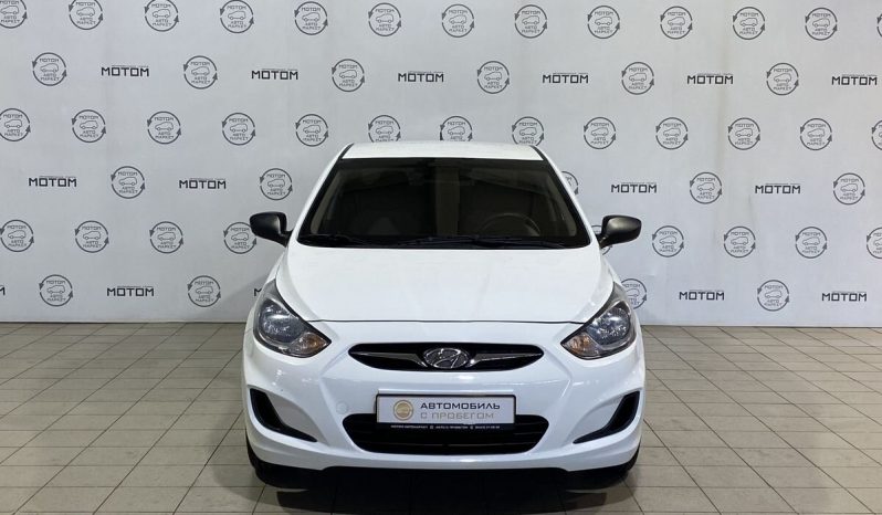 Hyundai Solaris, 2013 full