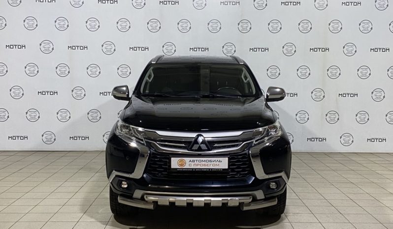Mitsubishi Pajero Sport, 2017 full