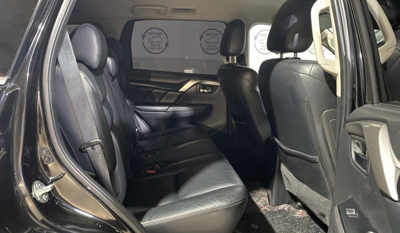 Mitsubishi Pajero Sport, 2017 full