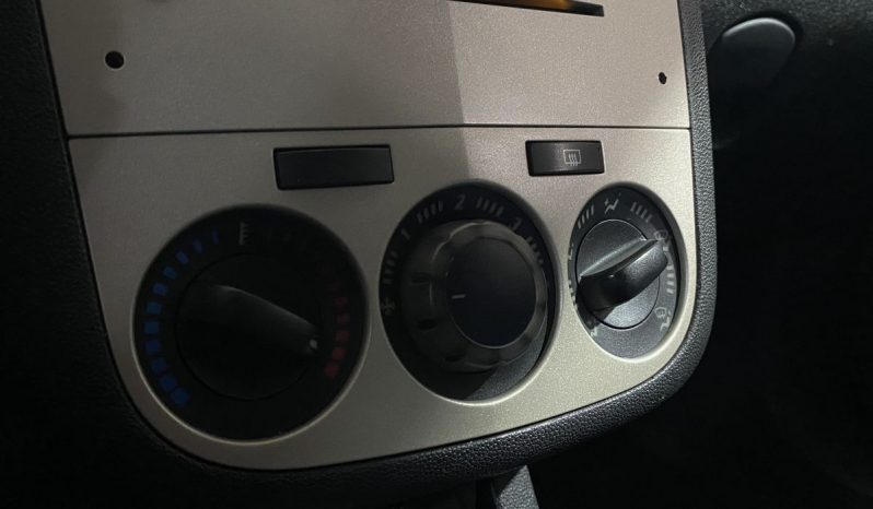 Opel Corsa, 2010 full