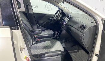 Volkswagen Polo, 2011 full