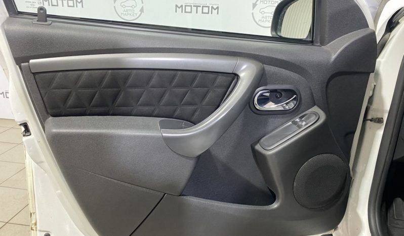 Renault Duster, 2018 full