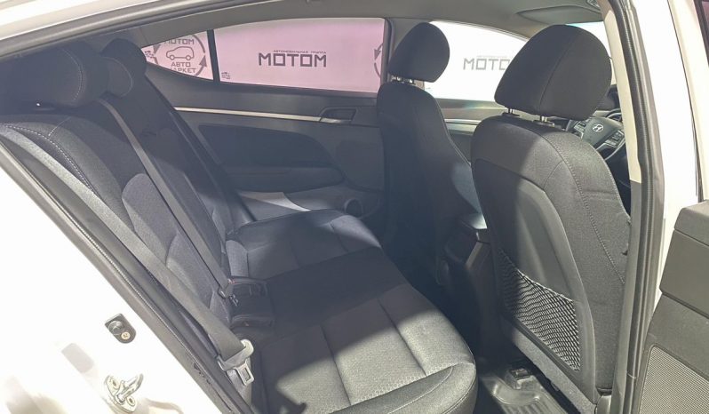 Hyundai Elantra, 2017 full