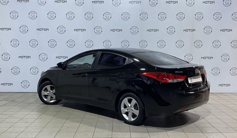 Hyundai Elantra, 2013 full