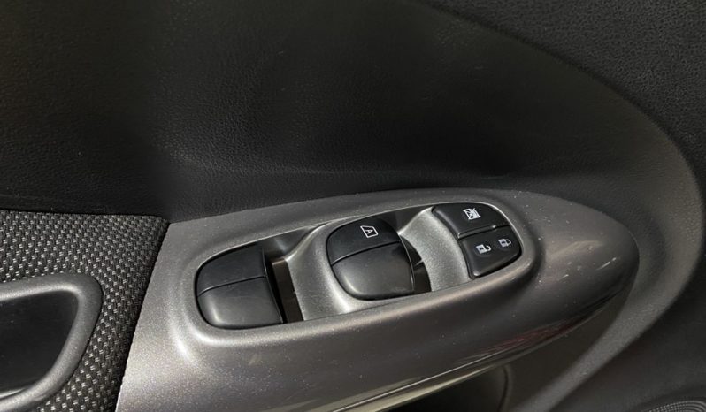 Nissan Juke, 2011 full