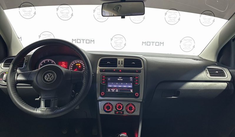 Volkswagen Polo, 2011 full