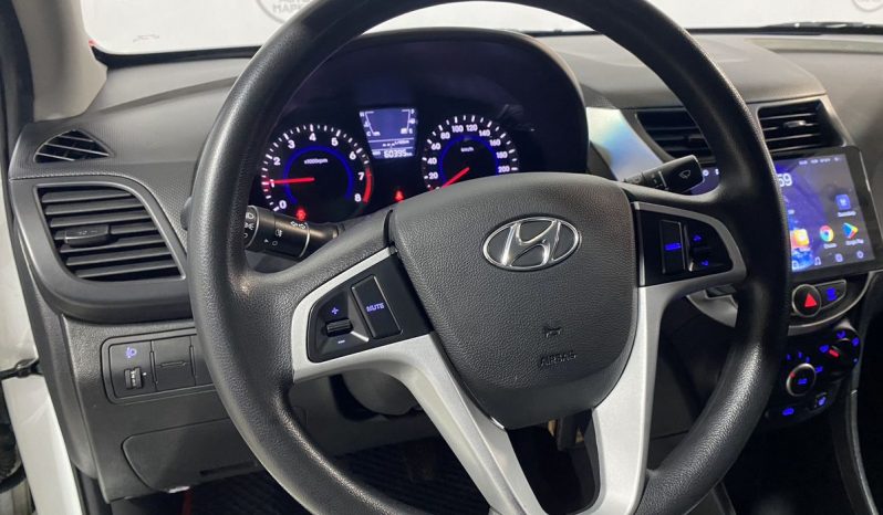 Hyundai Solaris, 2013 full