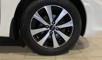 Hyundai Solaris, 2013 full