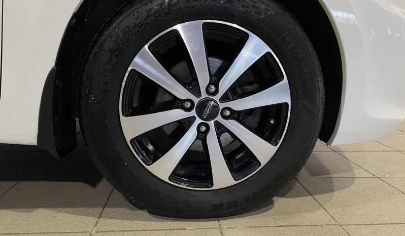 Hyundai Solaris, 2013 full