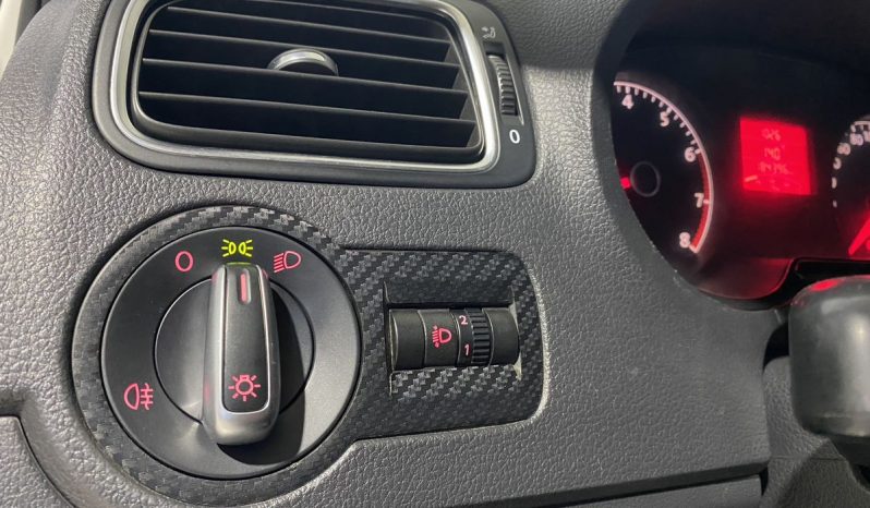 Volkswagen Polo, 2011 full