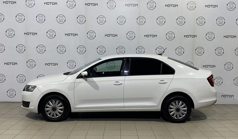 Skoda Rapid, 2017 full