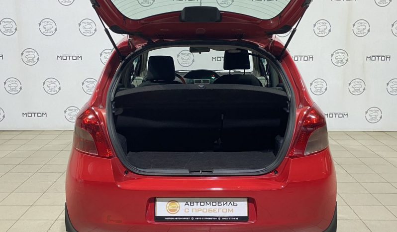 Toyota Yaris, 2008 full