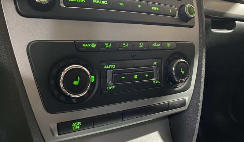 Skoda Octavia, 2013 full