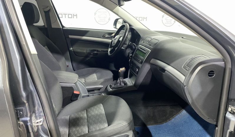 Skoda Octavia, 2013 full