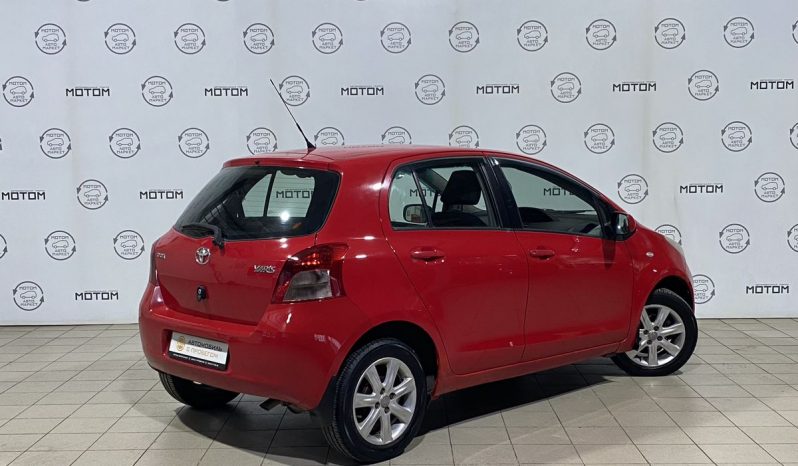 Toyota Yaris, 2008 full