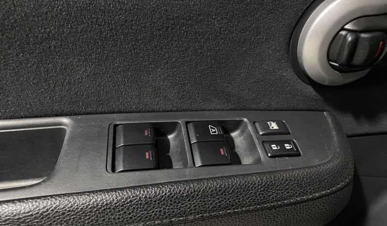 Nissan Tiida, 2012 full