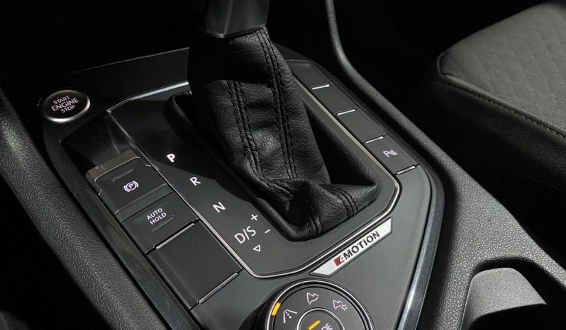 Volkswagen Tiguan, 2020 full