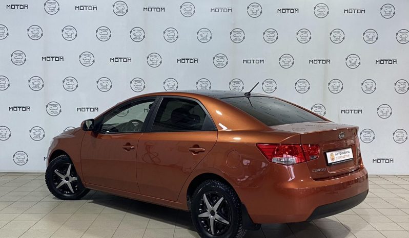 Kia Cerato, 2011 full