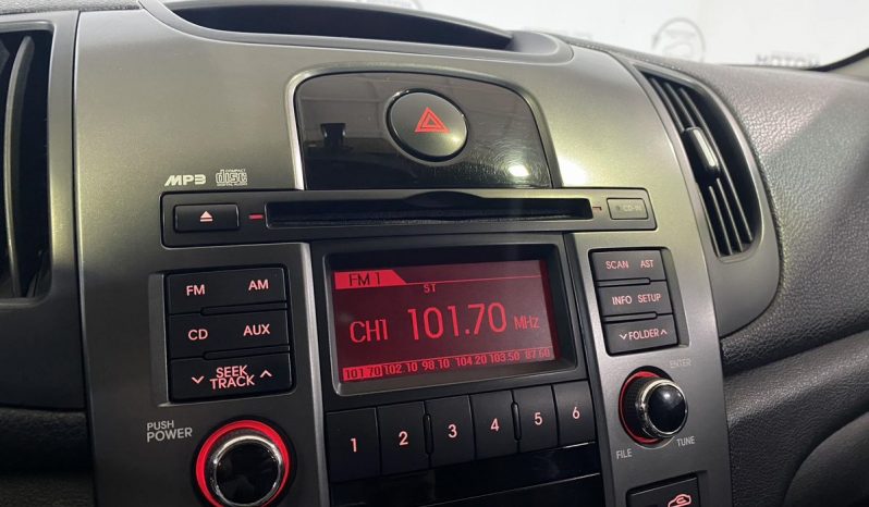 Kia Cerato, 2011 full