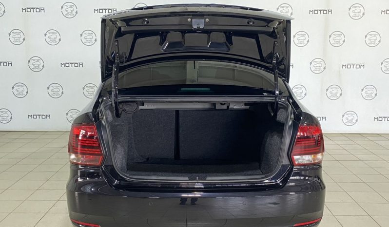 Volkswagen Polo, 2019 full