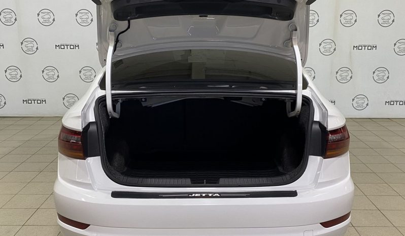 Volkswagen Jetta, 2019 full