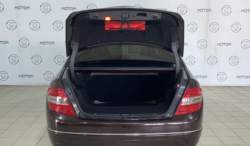 Mercedes-Benz C-Класс, 2010 full