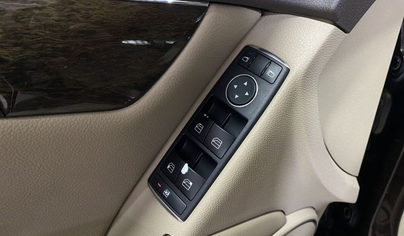 Mercedes-Benz C-Класс, 2010 full