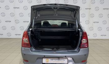 Renault Logan, 2011 full