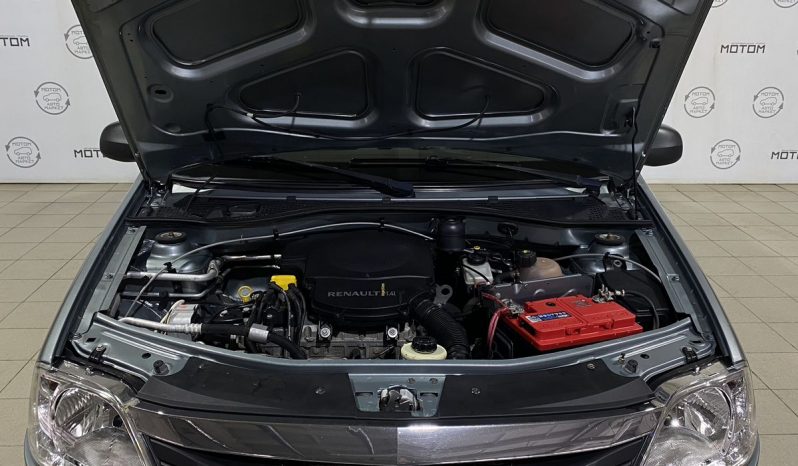 Renault Logan, 2011 full