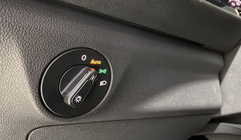 Volkswagen Jetta, 2019 full