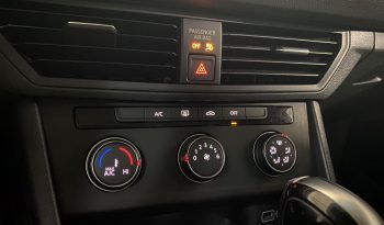 Volkswagen Jetta, 2019 full