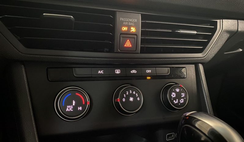 Volkswagen Jetta, 2019 full