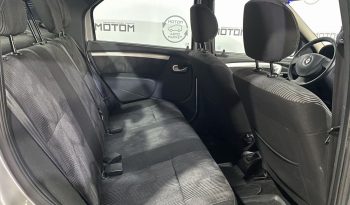 Renault Logan, 2013 full