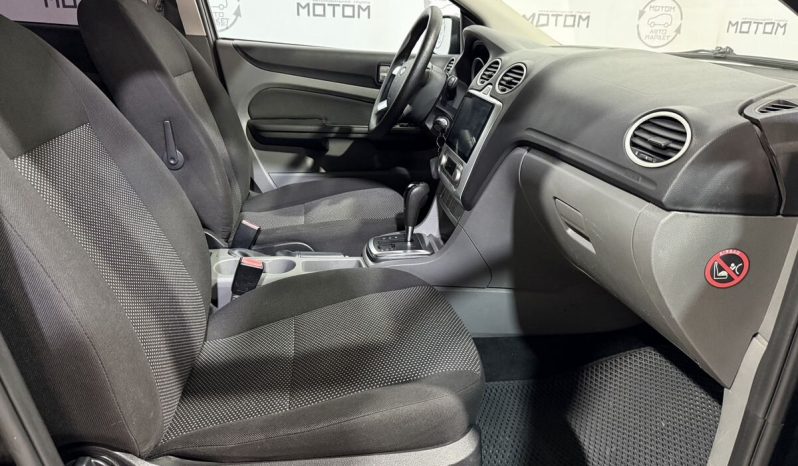 Ford Focus, 2011 full